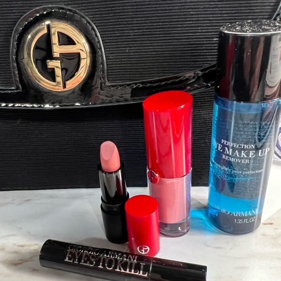 Giorgio Armani clutch with products - Picture 1 of 6